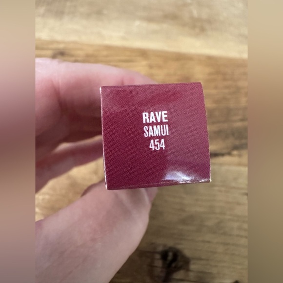 NEW IN BOX Il Makiage Rave Lip Crayon Super Sheer Lip Color ~ Samui (454) 💋 - Picture 7 of 13